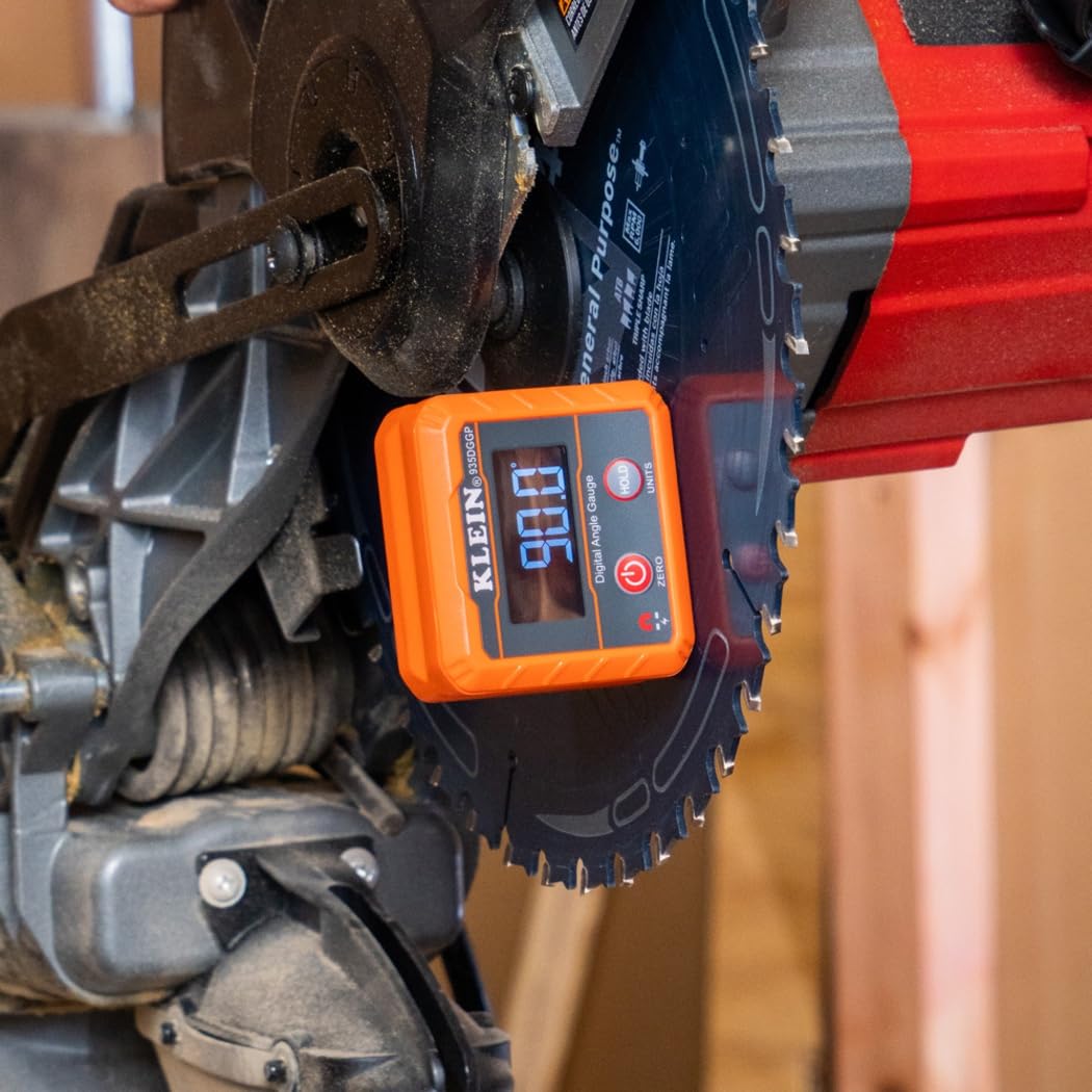 Klein Tools 935DGGP Angle Finder, Digital Gauge with Strong Magnetic Base, Converts Between Degrees, Percent Grade, In/Ft, mm/m