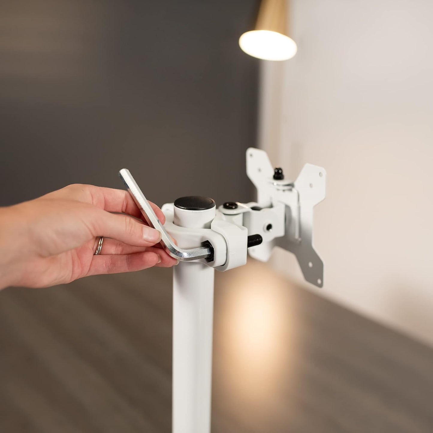 VIVO White Pole Bracket Monitor Mount for 13 to 30 in Screen, MOUNT-POLE01W | Universal, Heavy Duty Steel Design, Full Motion VESA Monitor Mount, Removable 75mm and 100mm VESA Plate