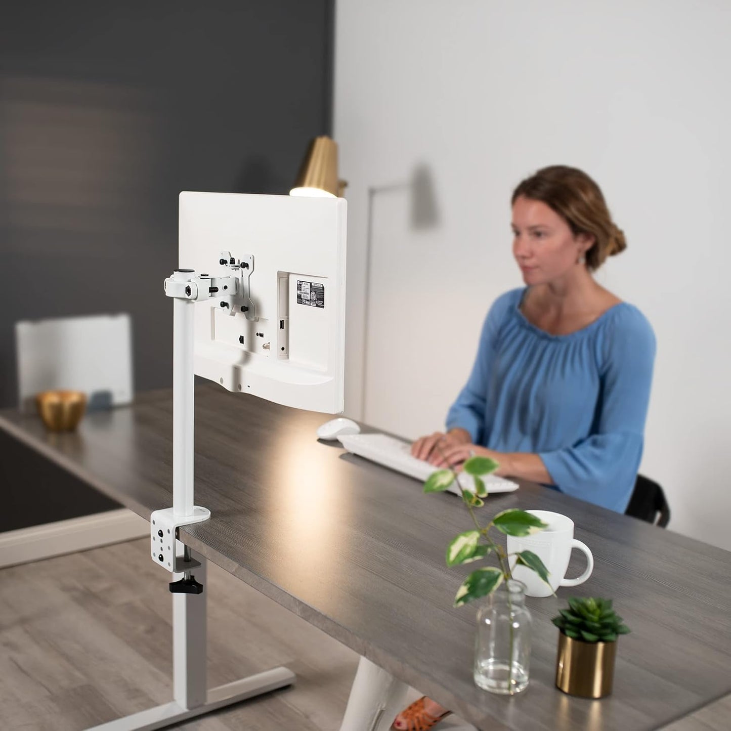 VIVO White Pole Bracket Monitor Mount for 13 to 30 in Screen, MOUNT-POLE01W | Universal, Heavy Duty Steel Design, Full Motion VESA Monitor Mount, Removable 75mm and 100mm VESA Plate