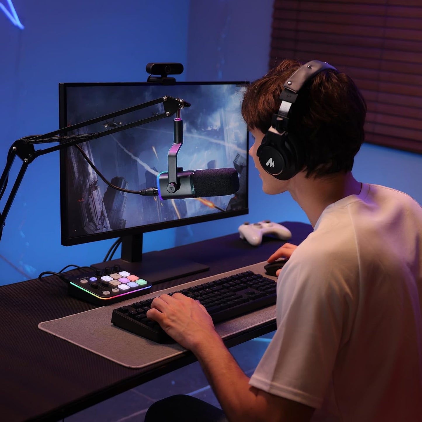 MAONO XLR/USB Gaming Microphone for PC, Dynamic Computer Mic for Streaming Podcasting, Noise Reduction, Mute, Volume Control, RGB Boom Mic for Vocal Recording,Voice-Over, PD100XS Black