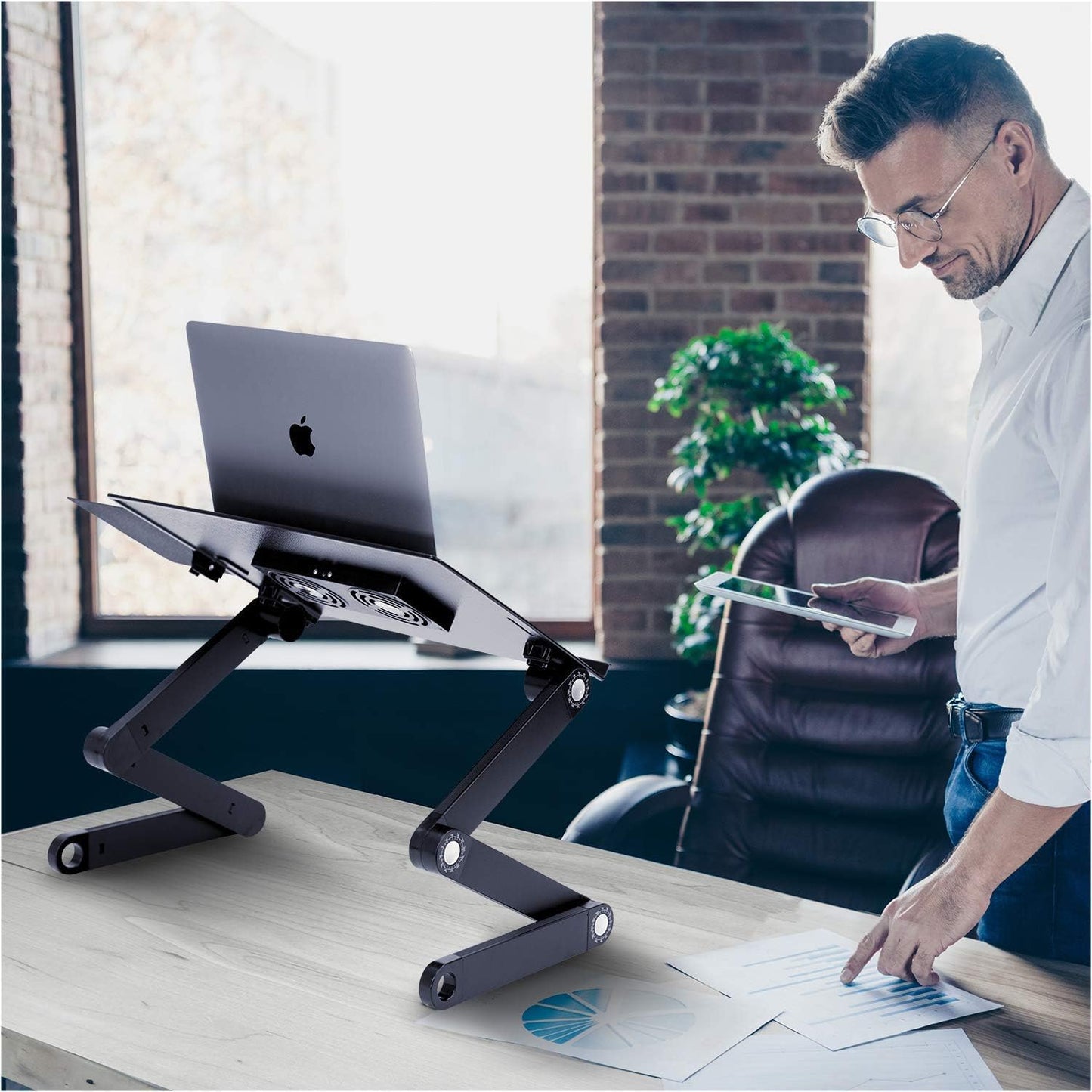 Mount-It! Adjustable Laptop Stand & Lap Desk with USB Cooling Fans, Large Aluminum Laptop Tray with Mouse Pad, Portable Sit-Stand Laptop Desk for Bed, Couch & Table