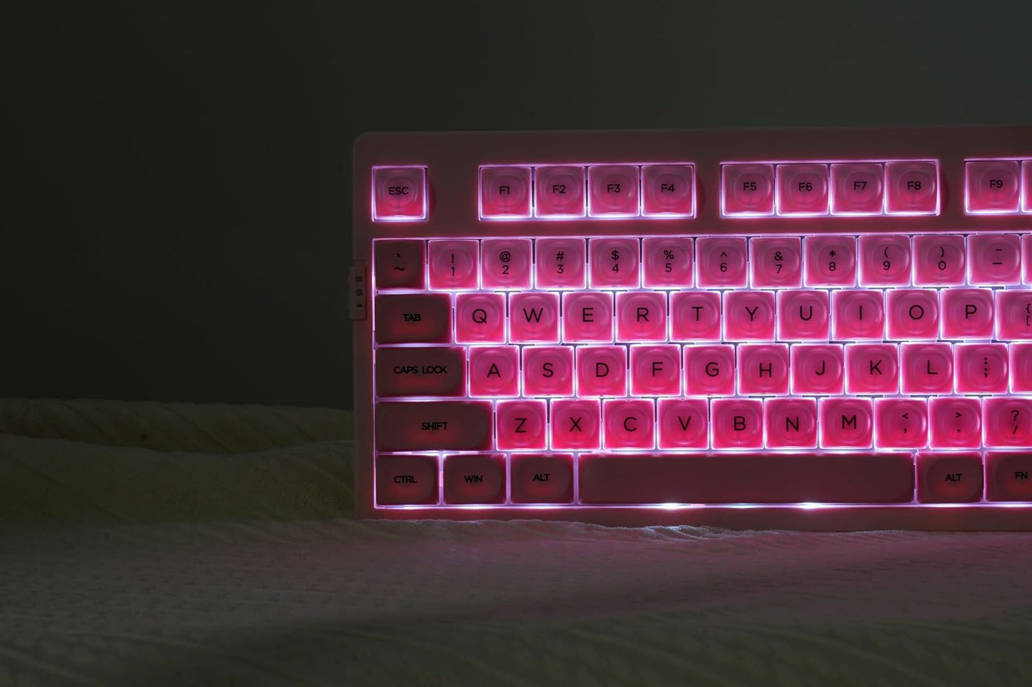ZORNHER ZH980 Foundation Mechanical Keyboard,95% Pink Creamy Keyboard with Number Pad,Cute Jelly MOA Profile Keycaps,Creamy Sounding Linear Switches,Hot-Swappable,RGB Backlit