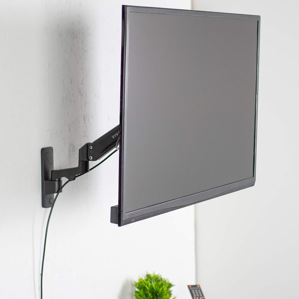 VIVO Black Single TV Wall Mount for 23 to 55 inch Screens, MOUNT-G400B