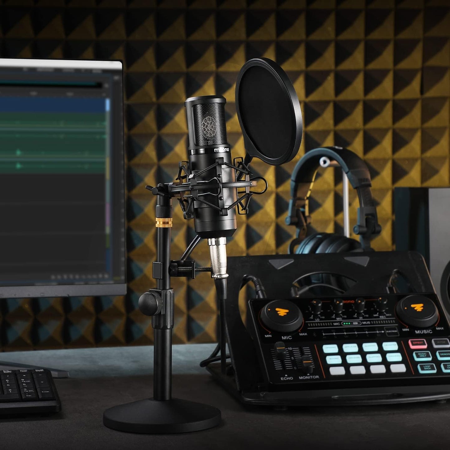 MAONO Condenser Microphone with 25mm Large Diaphragm, Professional Cardioid Studio Condenser Recording Mic with 3.5mm XLR for podcasting, Streaming, Singing, Vocal, Home-Studio (AU-PM325T)