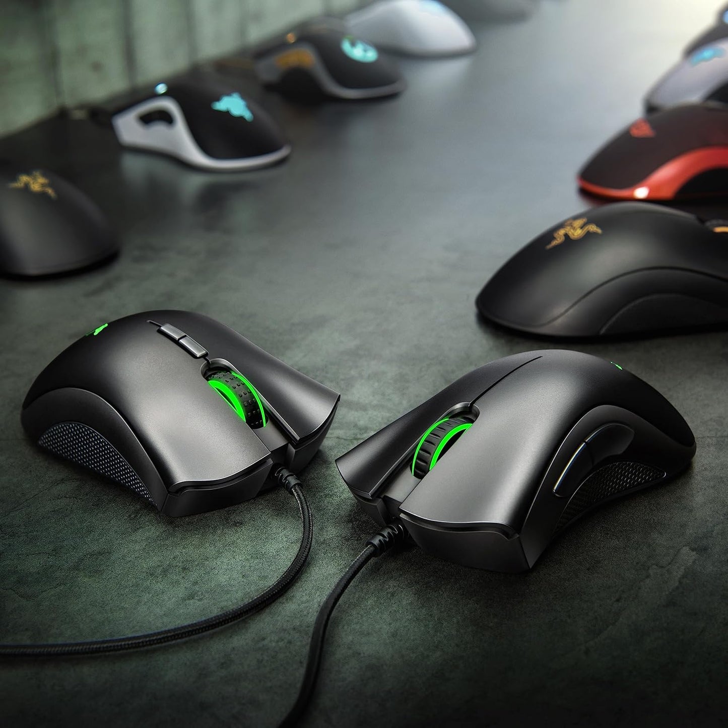 Razer DeathAdder Essential Ergonomic Wired Gaming Mouse, Black | 6400 DPI Optical Sensor, 5 Programmable Buttons, Rubber Side Grips, Mechanical Mouse Switches